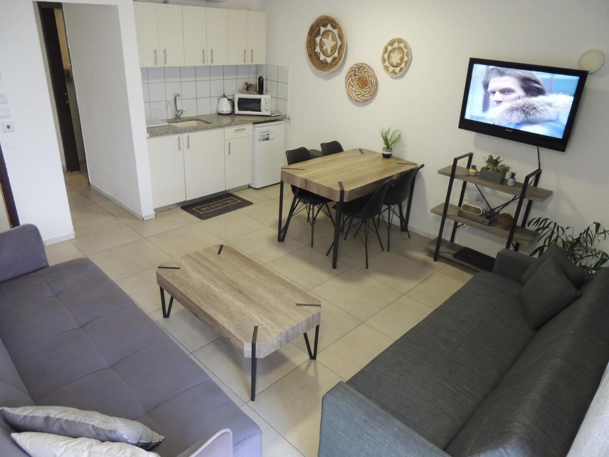 Lev Eilat Suites Bagian luar foto