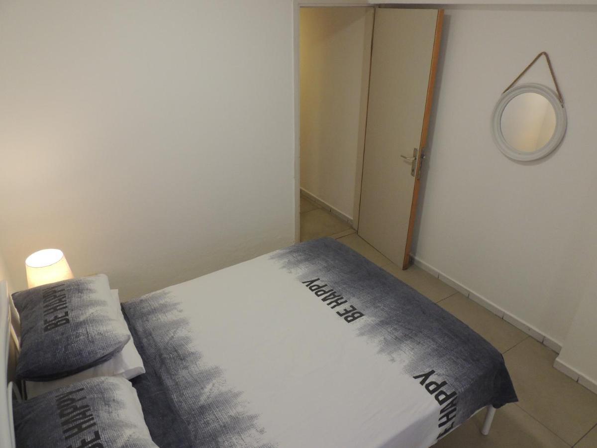Lev Eilat Suites Bagian luar foto