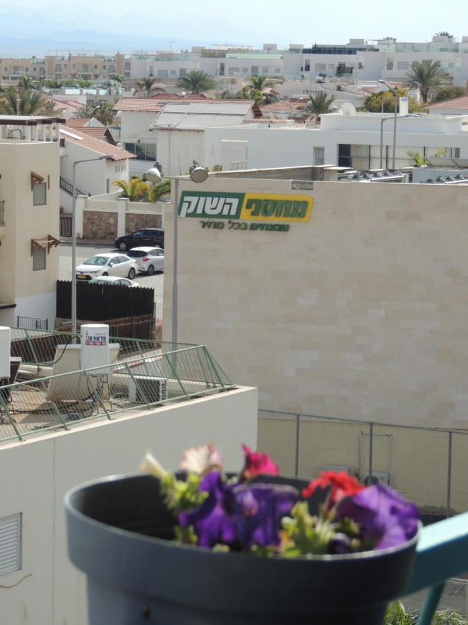 Lev Eilat Suites Bagian luar foto