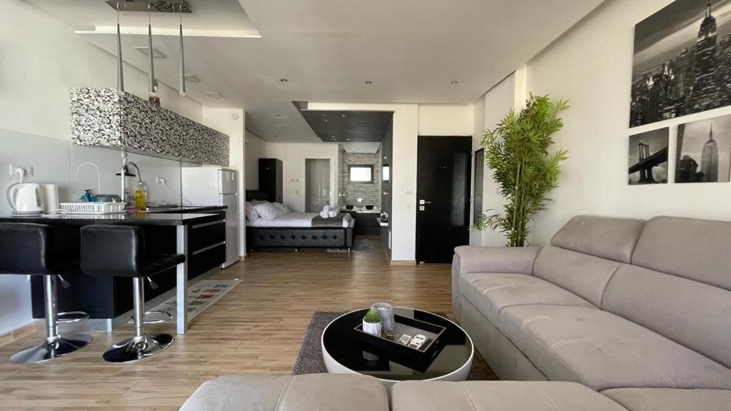 Lev Eilat Suites Bagian luar foto