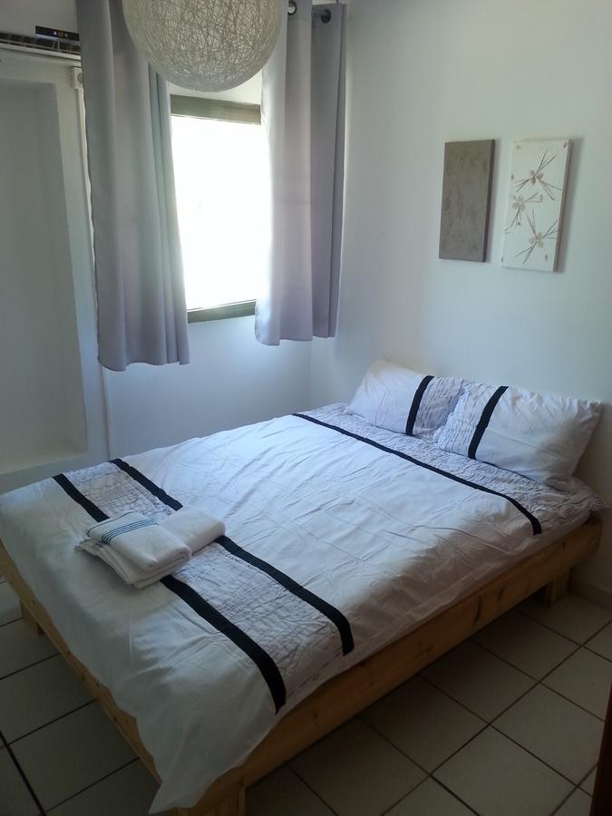 Lev Eilat Suites Bagian luar foto
